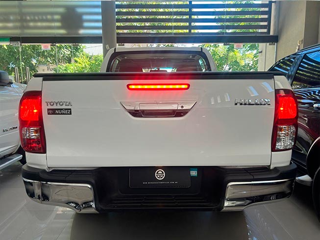 
Hilux full									